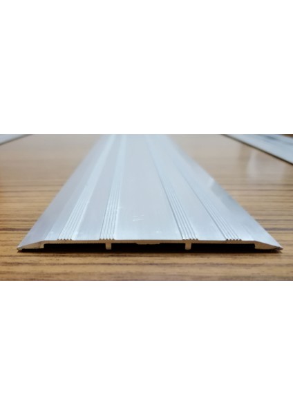 Alüminyum Geniş Eşik Profili - Parke Zemin Geçiş Profili - Parlak Gümüş Gri 85 cm fırsatları