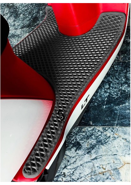 Rks Lt 3D Havuzlu Motor Paspası Siyah 50/125 modelleri