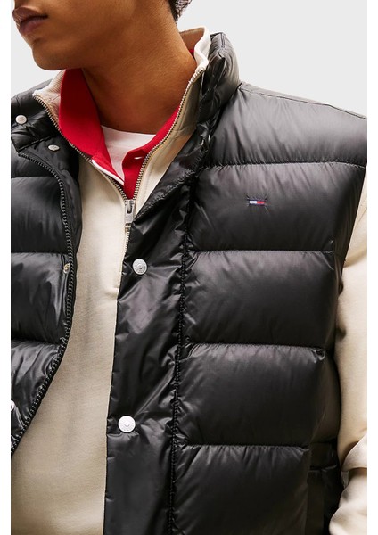 Logolu Regular Fit Dik Yaka Kapitoneli Yelek Erkek Yelek DM0DM21777 Bds fırsatları