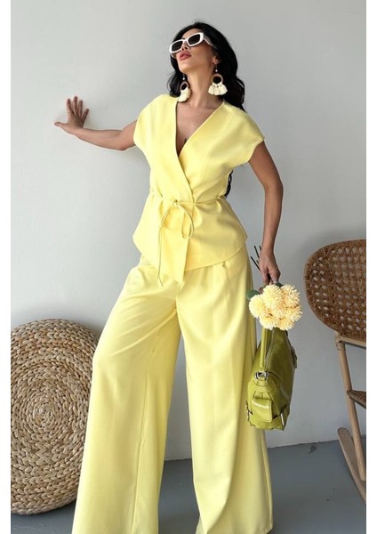 Kadın Ikili Alt Üst Takım Bağcıklı Bol Kesim Dökümlü Yazlık Kısa Kollu Kimono Ceket Palazzo Pantolon Takım fırsatları