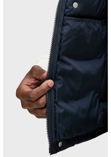 Logolu Regular Fit Dik Yaka Kapitoneli Şişme Yelek Erkek Yelek DM0DM21777 C1G