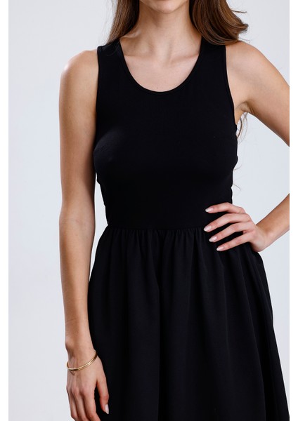 Üstü Likralı Viskon Altı Poliviskon Beli Lastikli Kolsuz Uzun Elbise | ELB36256 Siyah modelleri