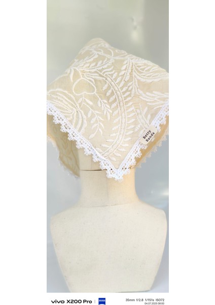 Betty Bands Krem Nakış Desenli Yazlık Bandana – Bağlamalı Model Üçgen Bağcıklı Form fırsatları