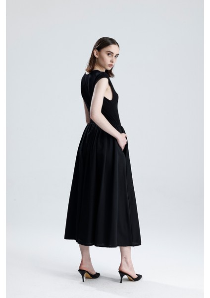 Alt Tricotton Üst Likralı Viskon Beli Lastikli Kolsuz Elbise | ELB36283 Siyah