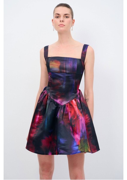 Night Zoom Volanlı Mini Elbise fiyatları