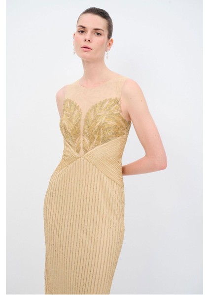 Night Zoom Kolsuz Işlemeli Elbise fiyatları