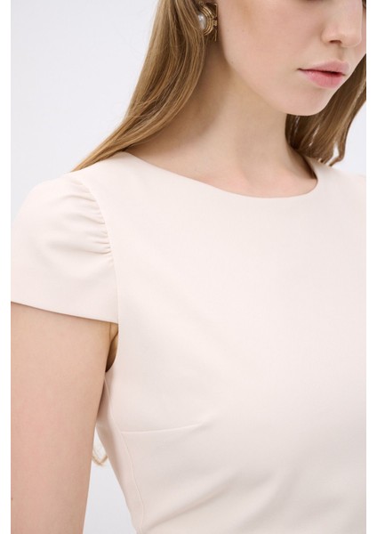 Arkası Pencereli Elbise modelleri