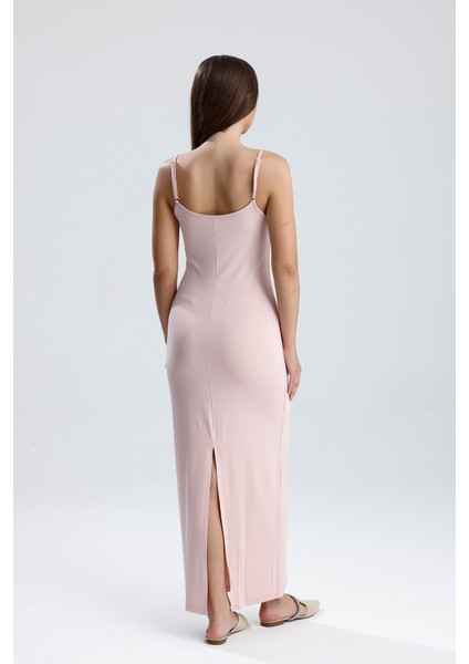 Yırtmaçlı Askılı Likralı Viskon Elbise | ELB35782 Pudra indirimleri