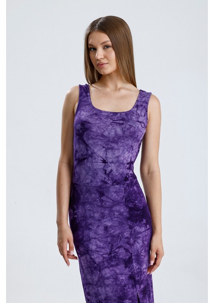 Kolsuz Kare Yaka Yırmaçlı Örme Viskon Elbise | ELB36253 Mor Batik