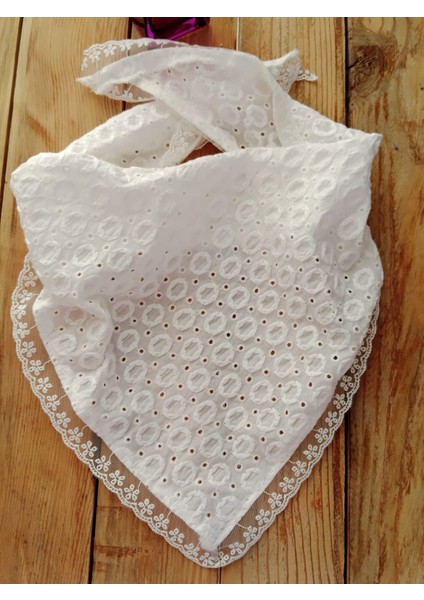 El Yapımı - Kendinden Bağlamalı Pamuklu Fisto Kumaş - Dantelli - Üçgen Bandana – Şık Tasarım