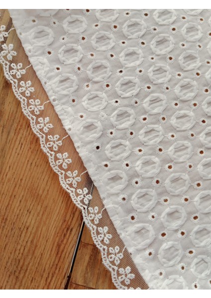 El Yapımı - Kendinden Bağlamalı Pamuklu Fisto Kumaş - Dantelli - Üçgen Bandana – Şık Tasarım