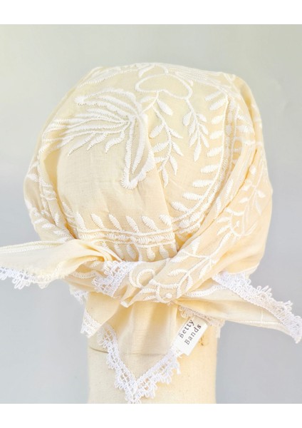 Betty Bands Krem Nakışlı Bağlamalı Bandana – Retro Yaz Stili Pamuklu Eşarp Fular fırsatları