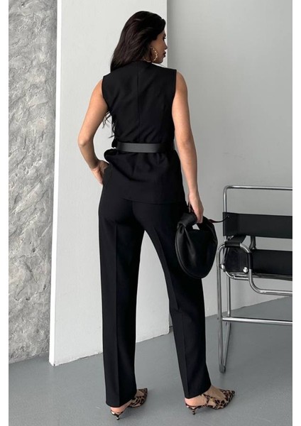 Kadın Ikili Alt Üst Takım Şık Kemerli Düğme Detaylı Bisiklet Yaka Regular Yelek Pantolon Takım