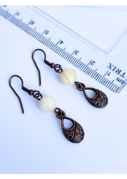 Kasit Doğal Taşlı Eskitme Koyu Bakır Renk Sallantılı Kadın Küpe – 8mm Taşlı Otantik Zamak Aparatlı fiyatları