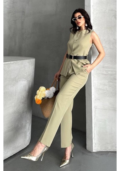 Kadın Ikili Alt Üst Takım Şık Kemerli Düğme Detaylı Bisiklet Yaka Regular Yelek Pantolon Takım indirimleri