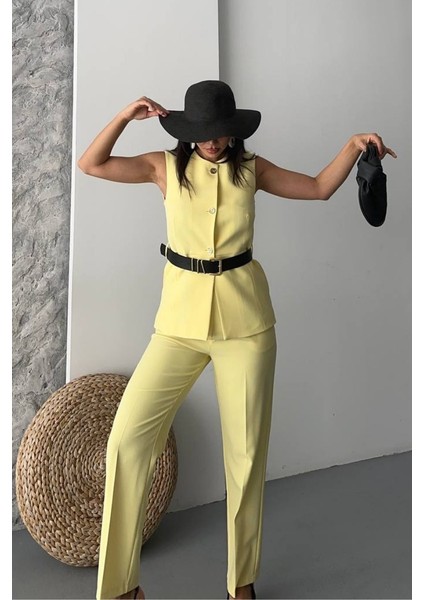 Kadın Ikili Alt Üst Takım Şık Kemerli Düğme Detaylı Bisiklet Yaka Regular Yelek Pantolon Takım modelleri