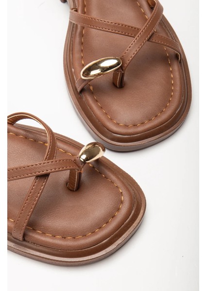 Mat Deri Tek Parmak Yüzük Detaylı Rahat Sandalet Ayakkabı indirimleri