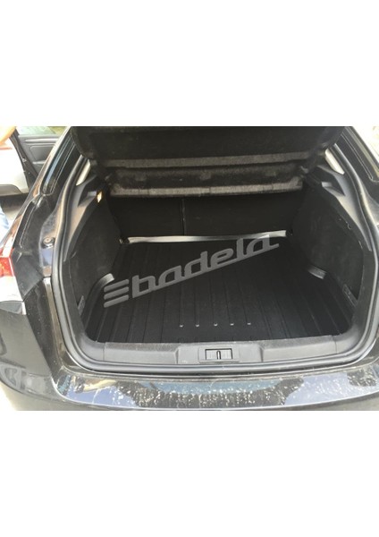 Renault Laguna 3 2008-2015 Arası Uyumlu 3D Kauçuk Bagaj Havuzu modelleri