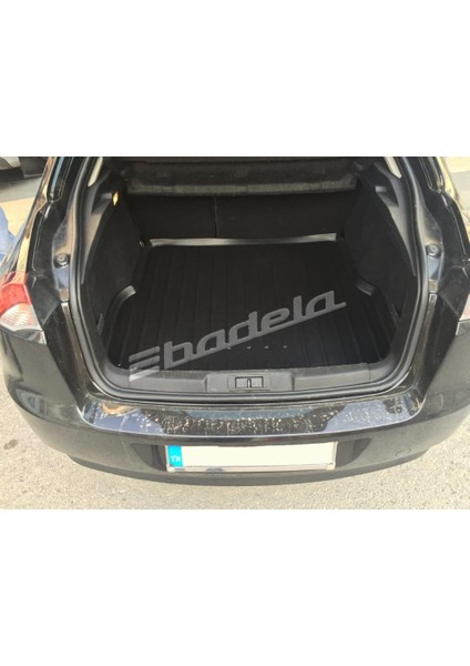 2011 Renault Laguna 3 3D Kauçuk Bagaj Havuzu modelleri