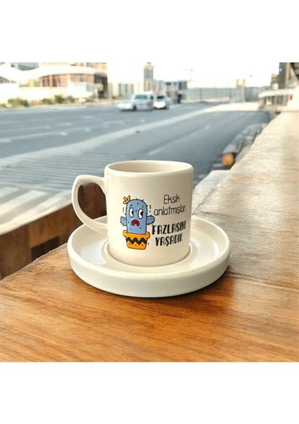 Yazılı Seramik Kahve Fincanı Bej, Şık ve Tarz Sahibi Günlük Kullanım Aksesuarı