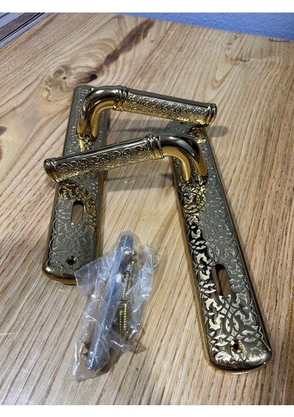 Doğanlar Marka Dekoratif Oda Kapı Kolu Takımı – Altın Renk, Motifli modelleri