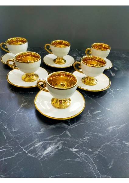 Şık Beyaz Porselen Ayaklı Kahve Fincan Takımı, Zarif ve Şık Tasarım fiyatları