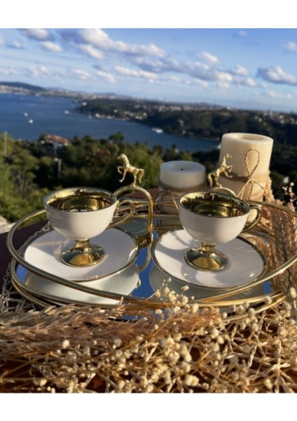 Şık Beyaz Porselen Ayaklı Kahve Fincan Takımı, Zarif ve Şık Tasarım modelleri