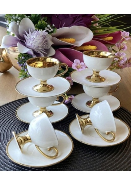 Şık Beyaz Porselen Ayaklı Kahve Fincan Takımı, Zarif ve Şık Tasarım fırsatları