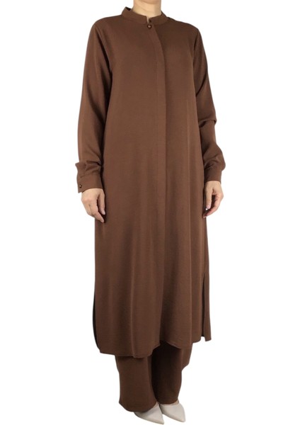 Kadın Hakim Yaka Tunik Önü Gizli Düğmeli Yanlardan Gizli Cepli Pantolon Beli Lastikli Pantolonlu Takım