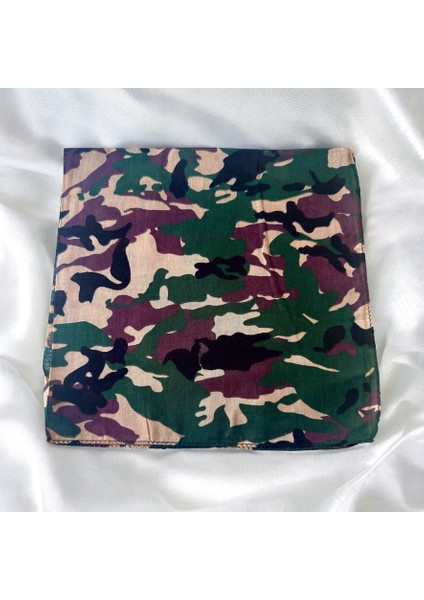 Siyah Üzerine Asker Desenli %100 Cotton Unisex Bandana Fular fırsatları
