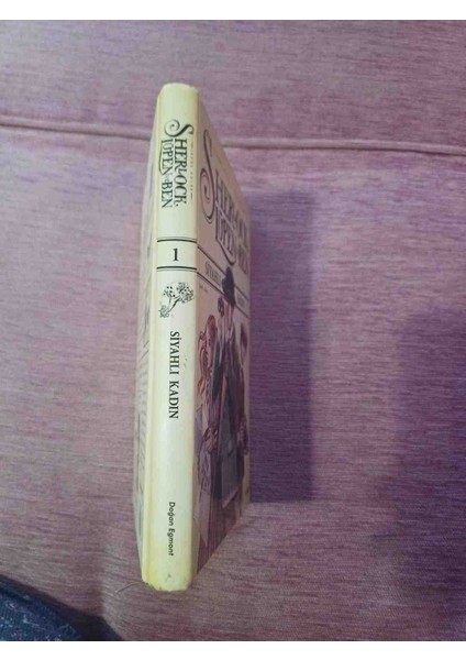 , Lüpen ve Ben - Siyahlı Kadın Irene Adler'ın Yazdığı, Sherlock, Lüpen ve Arkadaşının Macera Dolu Dedektiflik Hikayesi. 2018 Basim 200 Sayfa Yeni Kondisyonda Set Kapak fiyatları