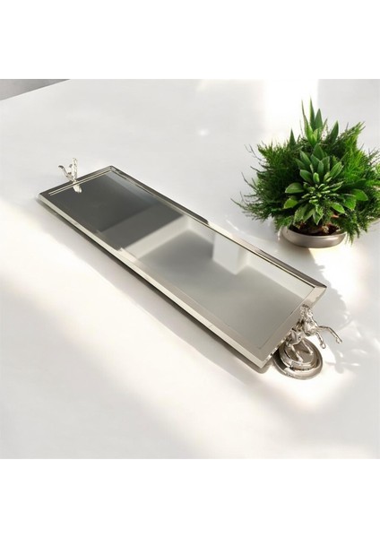 Metal At Detaylı Tepsi Gümüş 60 cm modelleri