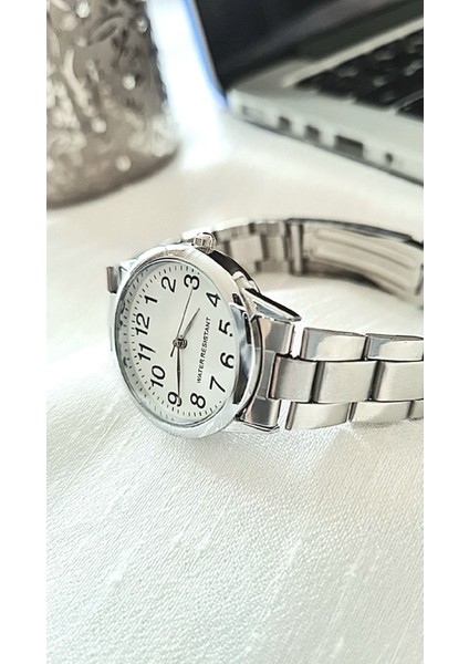 Gümüş Beyaz Rakamlı Retro Kadın Kol Saati fırsatları
