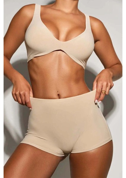 Yüksek Bel ve Esnek Kemerli Temel Kısa Şort - Rahat ve Şık Seçenek modelleri