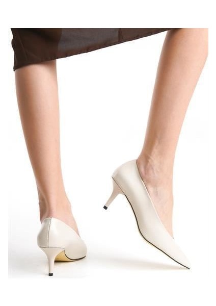 Kadın Bno Bej Gova Stiletto Ayakkabı fırsatları