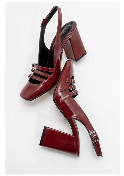 Kadın Zbro Bordo Rugan Tokalı Ayakkabı