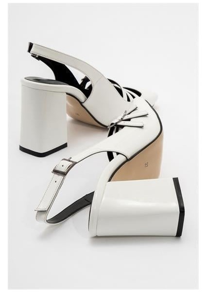 Kadın ZBRO Bej Rugan Tokalı Ayakkabı