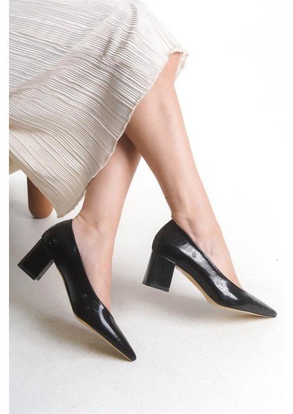 Kadın Mryln Siyah Yılan Metalik Stiletto Ayakkabı fırsatları