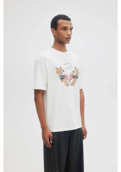 Başlık: Domrebel Ivory T-Shirt: El Çizimi Ayıcıklarla ‘we’re Done!’ Tasarımı - Kanada Yapımı modelleri