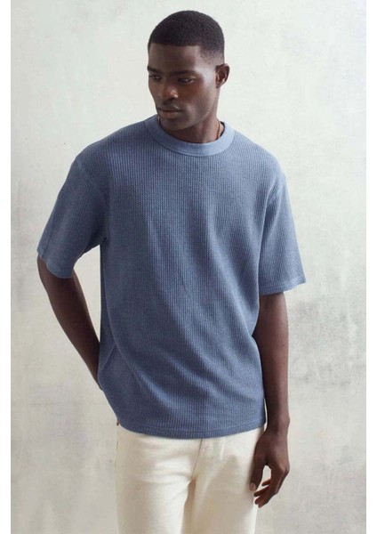 Milton Mavi Waffle T-Shirt - Oversized Fit ve Rahat Kesim ile Şıklığı Yakalayın modelleri