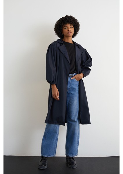 Kadın Bağlamalı Kolu Lastikli Kuşaklı Trençkot Lacivert fırsatları