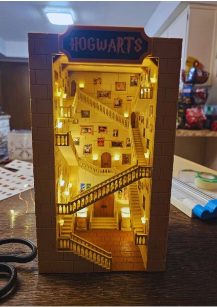 Harry Potter Işıklı Kitap Bölmesi Gece Lambası fiyatları