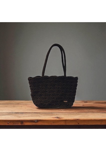 Kadın Acı Kahve Desenli Örgü Çıtçıtlı El Omuz Çantası En 30 cm Boy 23 cm Derinlik 9 cm modelleri