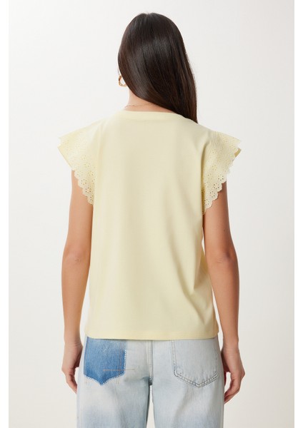 Fistolu Esnek Viskon Örme T-Shirt indirimleri
