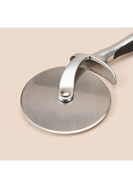 Gri Metalik Pizza Kesici - Şık ve Kullanışlı Mutfak Aracı fırsatları