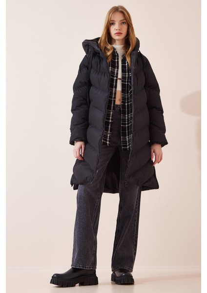 Kapüşonlu Uzun Şişme Kaban LRV0021 SİYAH modelleri