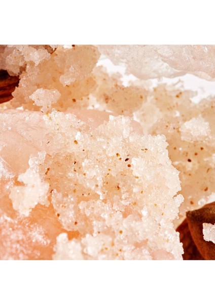 The Ritual Of Ayurveda Vücut Peelingi 300GR, %94 Doğal Içerikli fırsatları