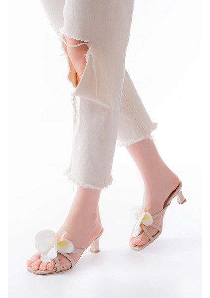 S-622 Bej Orkide Detaylı Ince Topuklu Kadın Terlik