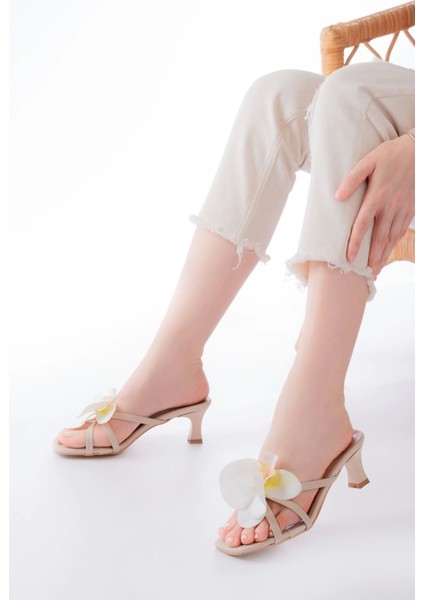 S-622 Bej Orkide Detaylı Ince Topuklu Kadın Terlik fiyatları