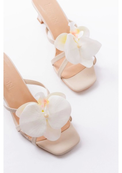 S-622 Bej Orkide Detaylı Ince Topuklu Kadın Terlik fırsatları